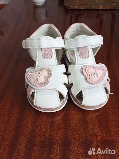 Сандали для девочки