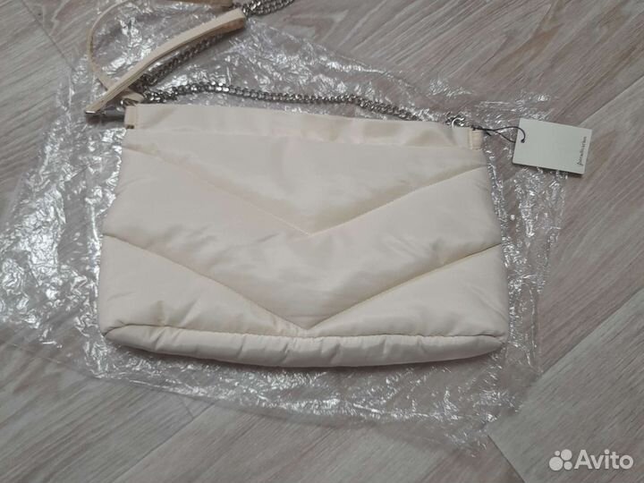 Сумочка Stradivarius