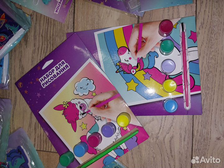 Канцтовары линейки, блокноты, закладки