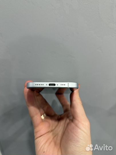 iPhone 15, 128 ГБ