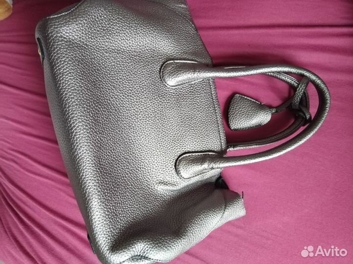 Сумка серебристая