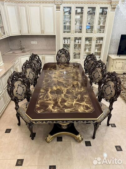 Столы и стулья для кухни. В наличии