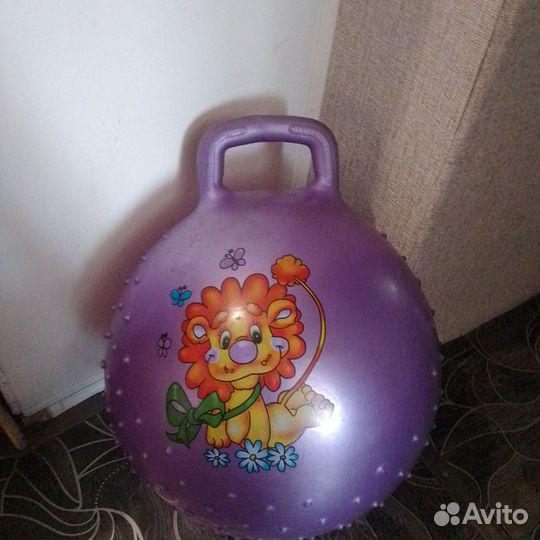 Мячик попрыгунчик