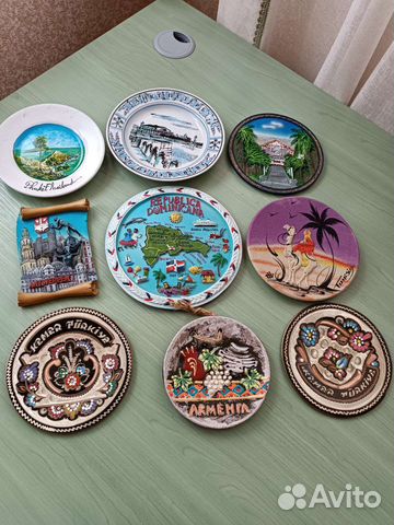 Сувенирные тарелки разных стран