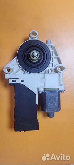 Peugeot 407 стеклоподъемник(мотор) оригинал