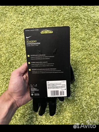 Перчатки nike hyperwarm