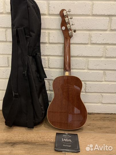 Укулеле Fender Zuma