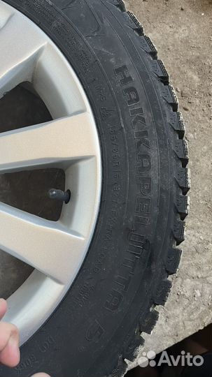 R15 Nokian Tyres Hakkapeliitta 5 185/65, PCD 4x100 DIA 54.1