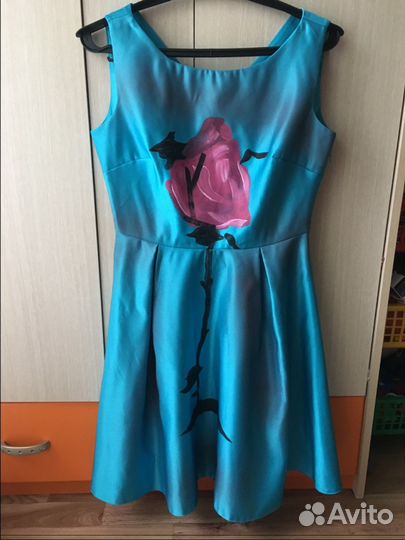 Продам платье