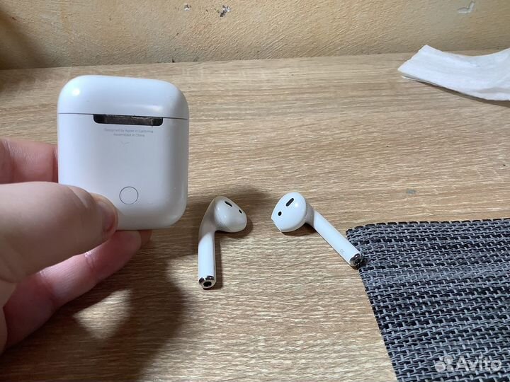 Беспроводные наушники apple airpods оригинал бу
