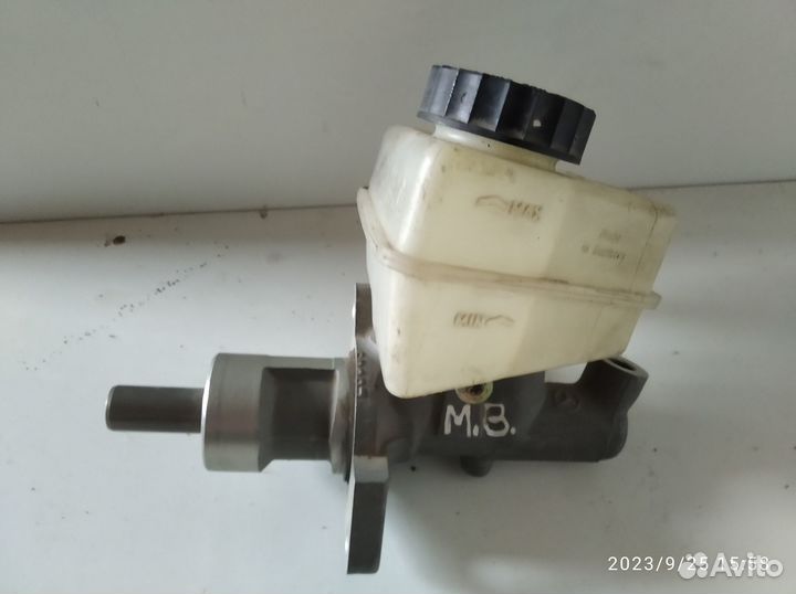 Главный тормозной цилиндр Мерседес W210