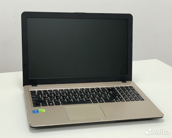 Ноутбук asus