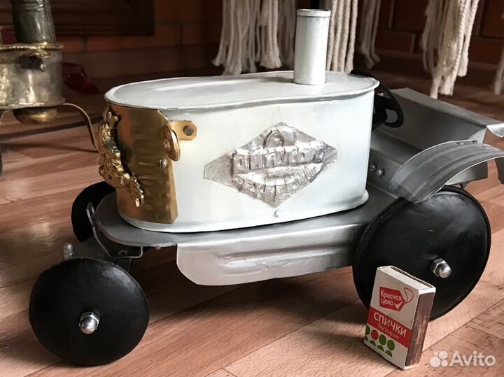 Трактор игрушка металлическая