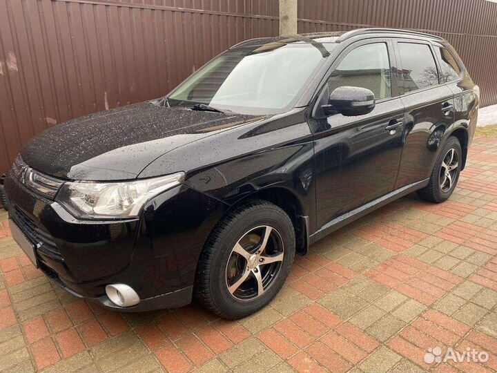 Mitsubishi Outlander 2.4 CVT, 2012, 175 000 км