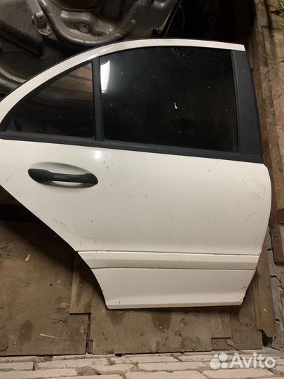 Двери на Mercedes w203