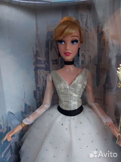 Лимитированная кукла Золушка 40см Дисней
