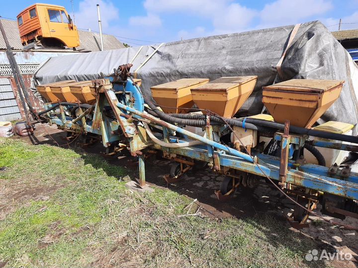 Сеялка Молдагротехника Мультикорн, 2002