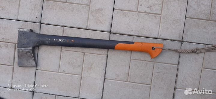 Топор-колун fiskars X17