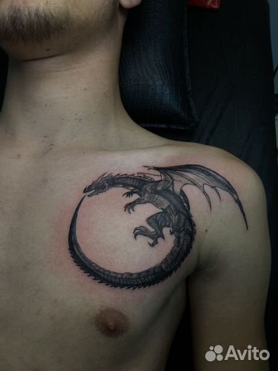 Мастер художественной татуировки