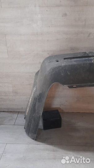 Бампер задний под парктроники Land Rover Discovery