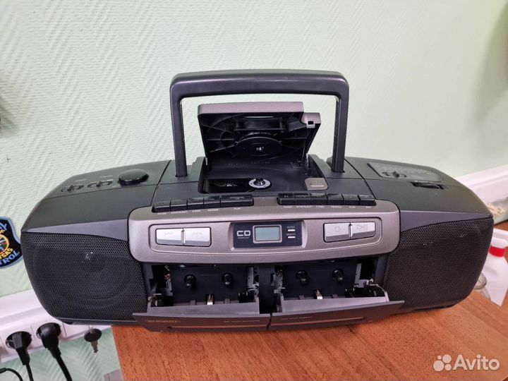 Магнитофон shivaki SPA-9602CD