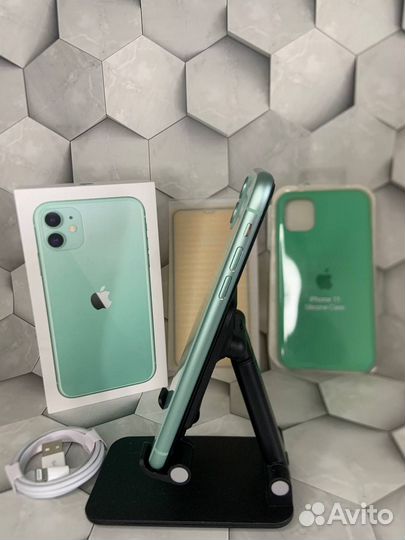 iPhone 11, 64 ГБ