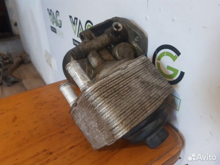 Корпус масляного фильтра Passat B6 3.2FSI