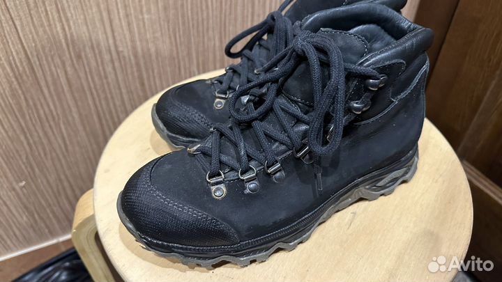 Ботинки женские