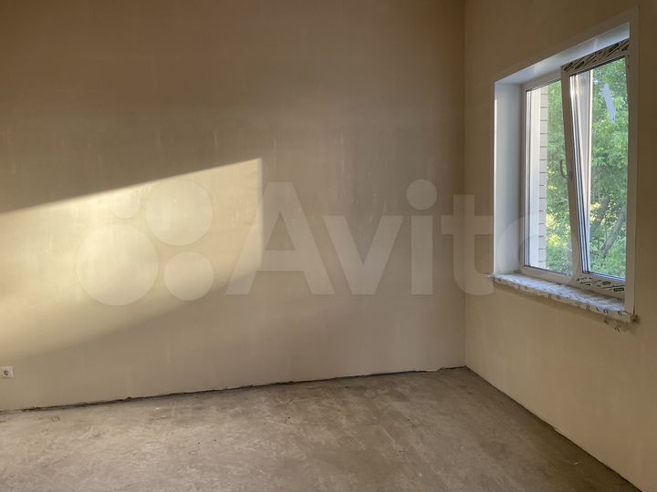 Дом 80 м² на участке 5 сот.