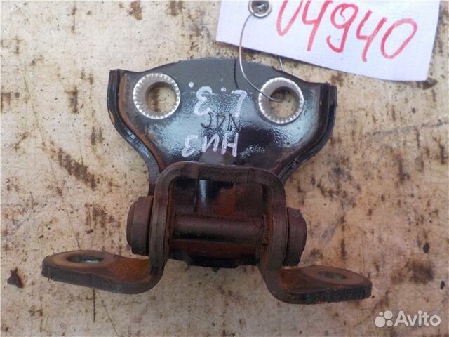 Петля двери нижняя задняя левая Chevrolet Lacetti