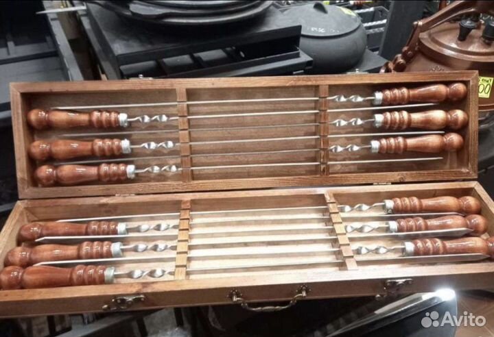 Набор шампурoв в деревянном кейсe