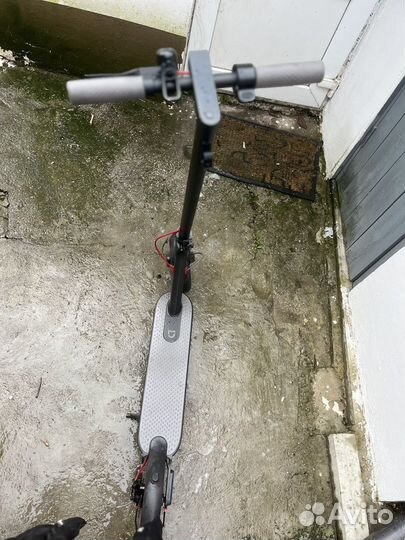 Электросамокат Xiaomi Mi Electric Scooter 1S