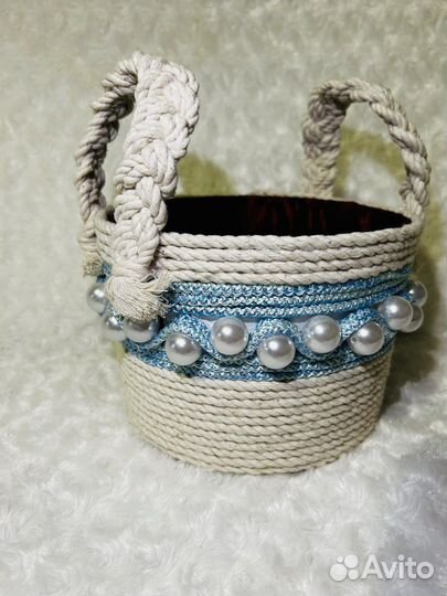 Плетеные корзинки из джута