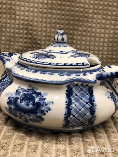 Гжель фарфор супница и пасхальный набор