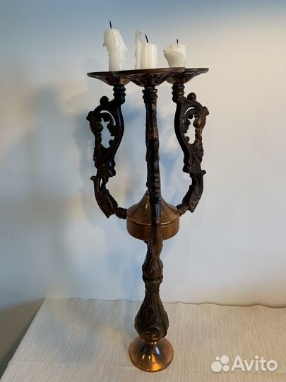 Старинный подсвечник