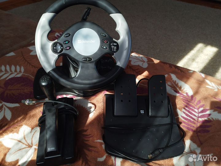 Игровой руль defender 180 градусов с педалями