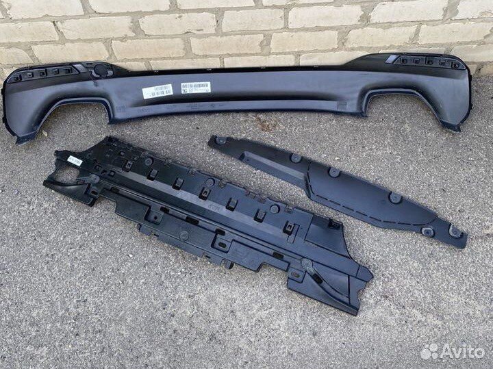 Диффузор на задний бампер BMW g30