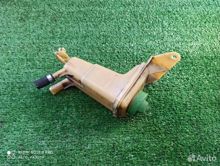 Бачок гур Ауди А6 С5