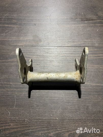 Перемычка рамы для Yamaha XJ400 Diversion