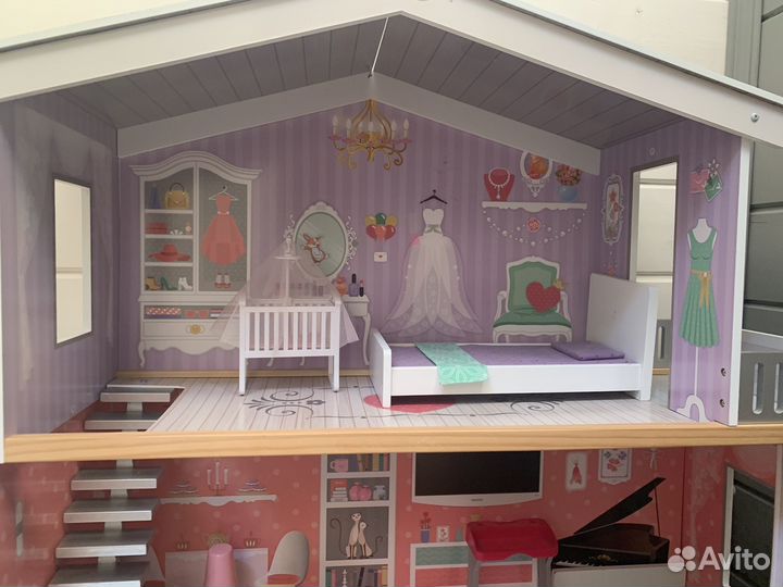 Домик кукольный