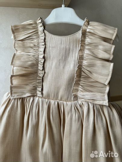 Нарядное плвтье для девочки