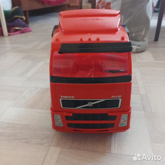 Игрушка грузовик