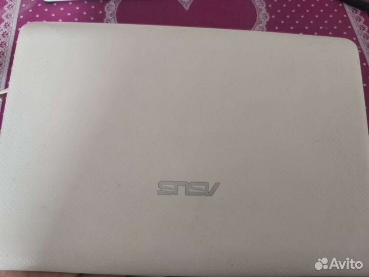 Нетбук asus