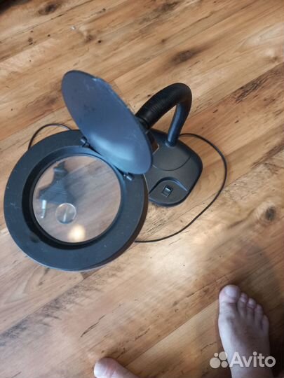 Увеличительное стекло с подсветкой