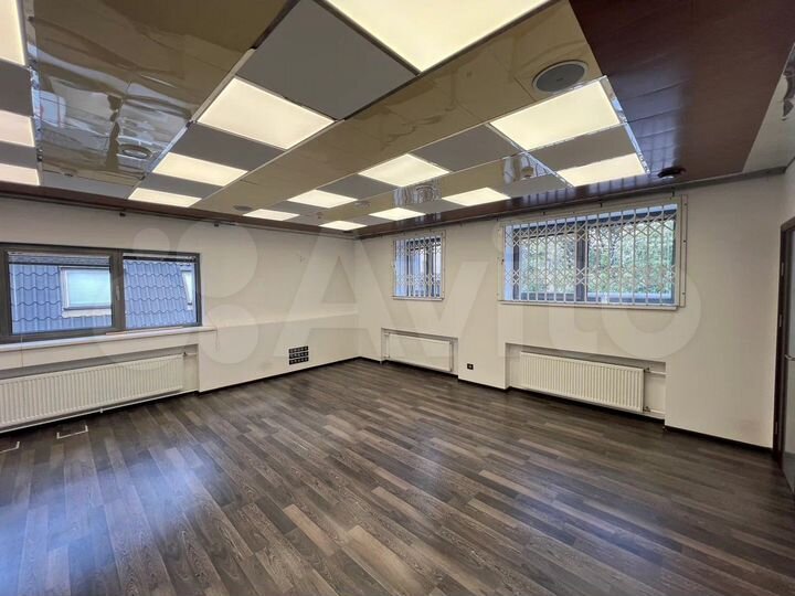 Свободного назначения, 527 м²