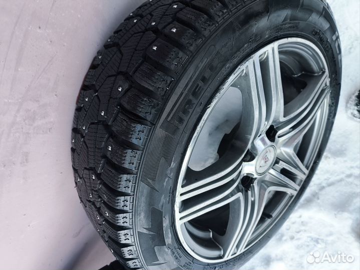 Колеса в сборе Р15 Pirelle Зима на ваз