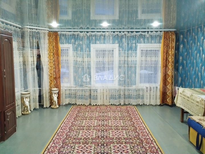 Дом 46,5 м² на участке 8 сот.