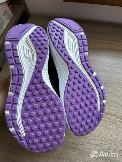 Кроссовки детские sketchers 32 33