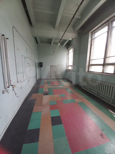 Продам помещение свободного назначения, 610 м²