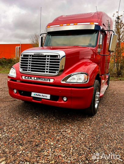 Freightliner Columbia, 2002